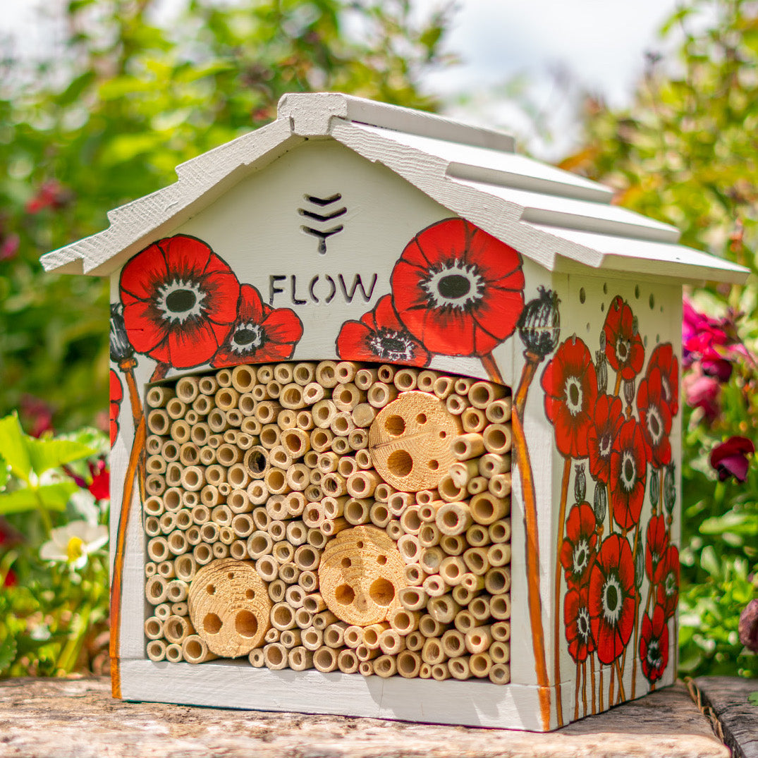 GIFTS FOR BEE LOVERS - Beekeeping Like A Girl